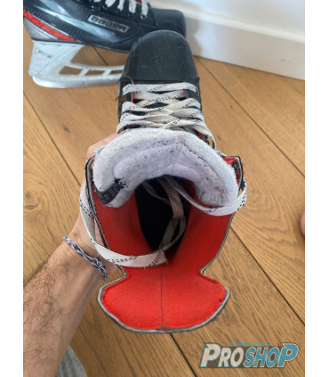Paire de patins BAUER modèle VAPOR X2.5 taille 37.5 EUR occasion